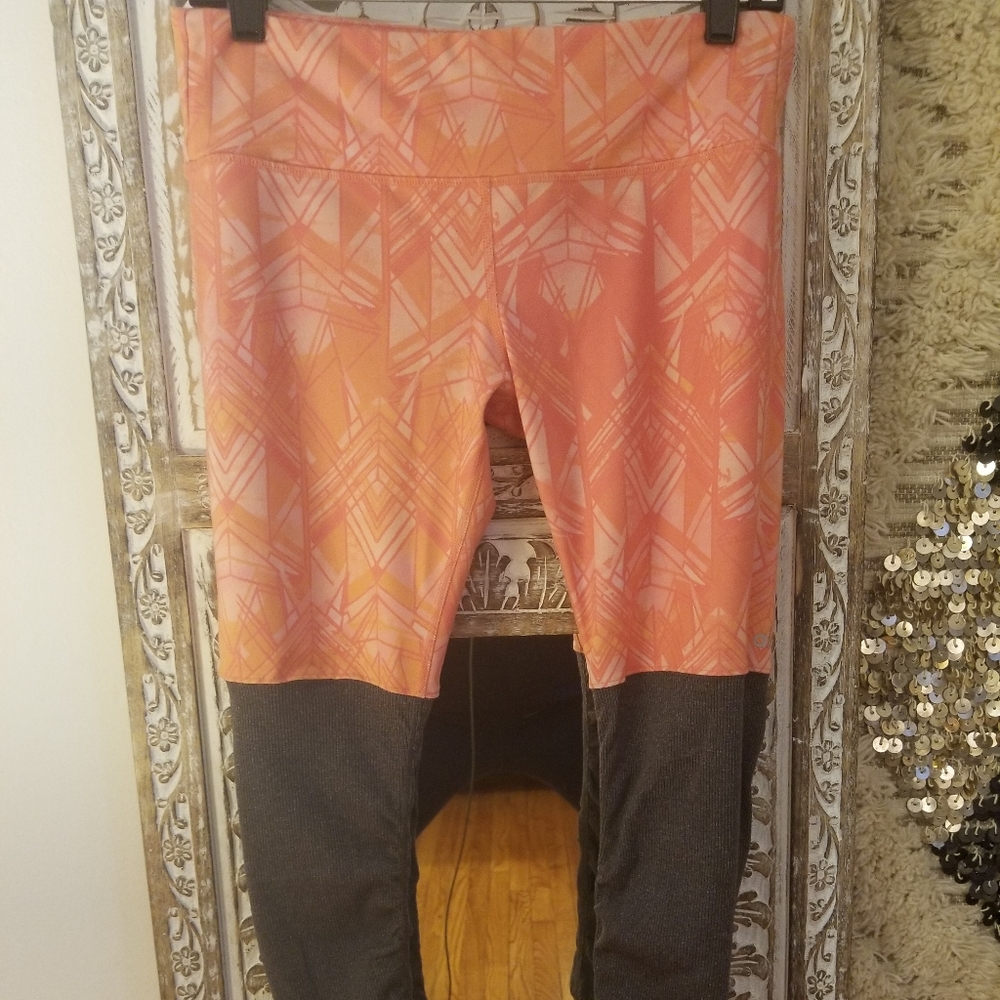 Alo Goddess Geo Guava Indio Leggings